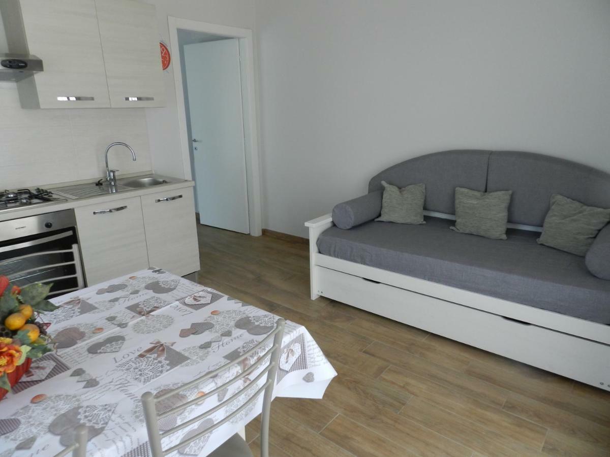 Appartamento Esther Beverino Exteriör bild