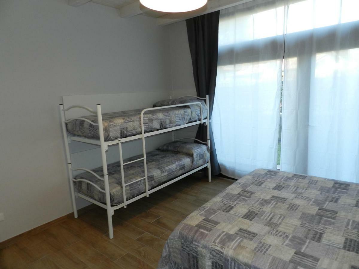 Appartamento Esther Beverino Exteriör bild